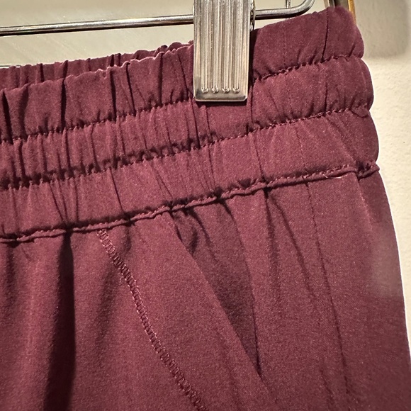 Aritzia TNA Speed Joggers Womens High Rise Burgandy Drawstring - Picture 2 of 4